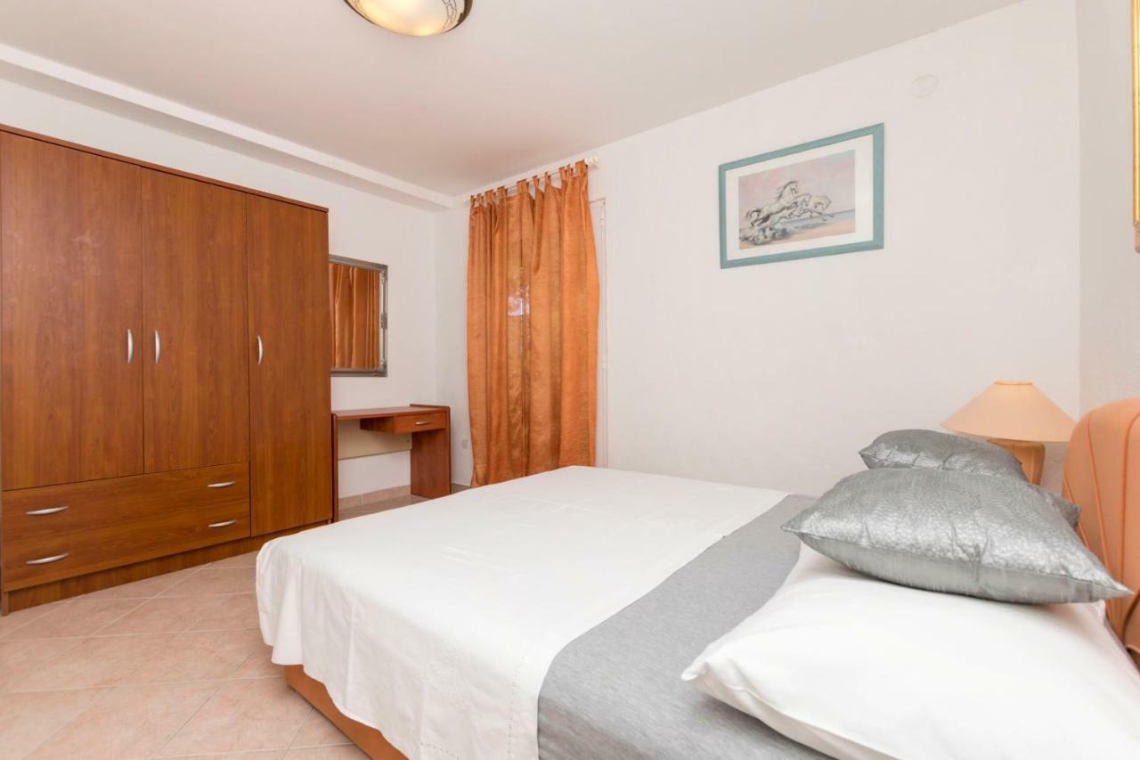 Apartments Babaja Трогир Экстерьер фото