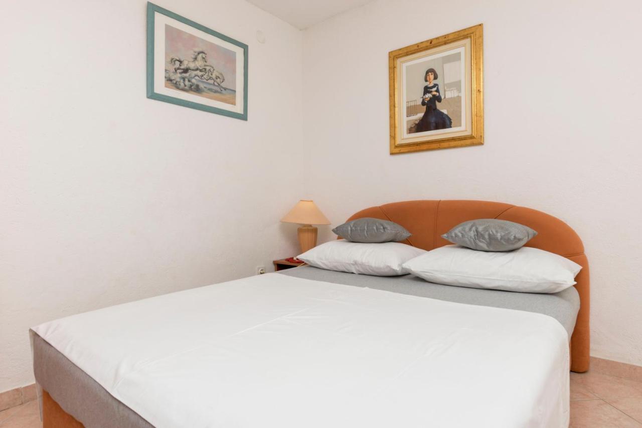Apartments Babaja Трогир Экстерьер фото